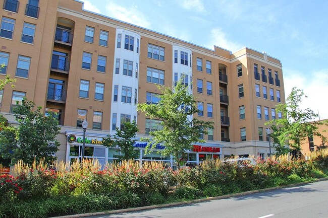 Northgate apartment building with ground floor shops - Northgate at Falls Church