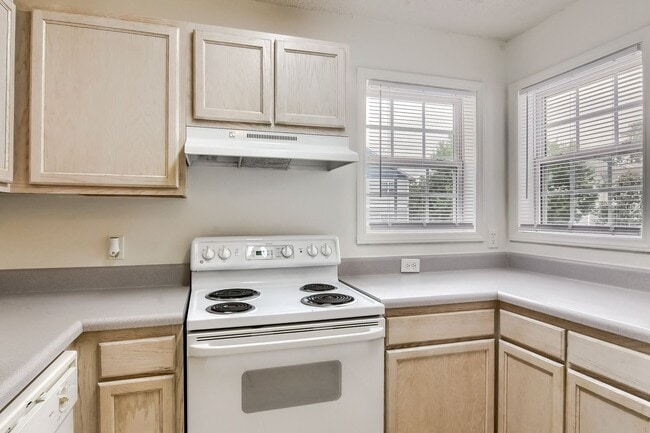 Building Photo - 2010 Wolfmill Dr