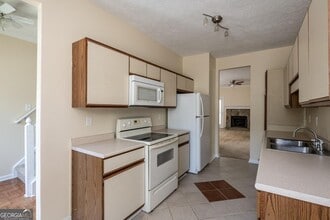 Building Photo - 4028 Elm St