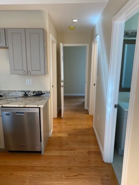 back entrance - 96 North St