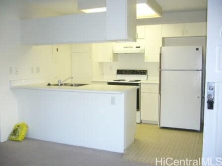 Building Photo - 383 Mananai Pl