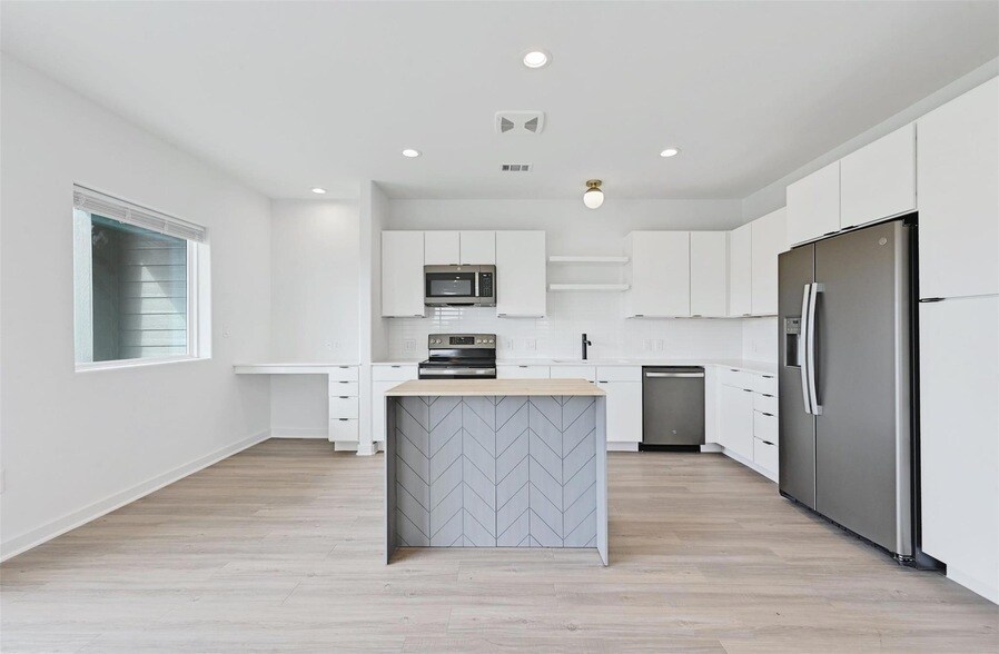 Foto principal - 100 Mockingbird Ln W