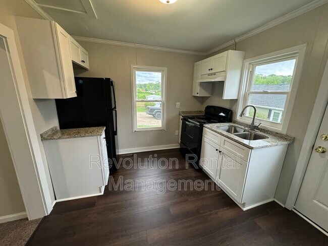 Foto del edificio - 15 Burch Ave