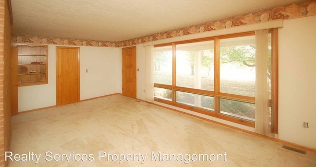 Foto del edificio - 3 br, 1.5 bath House - 3812 Virginia Byway