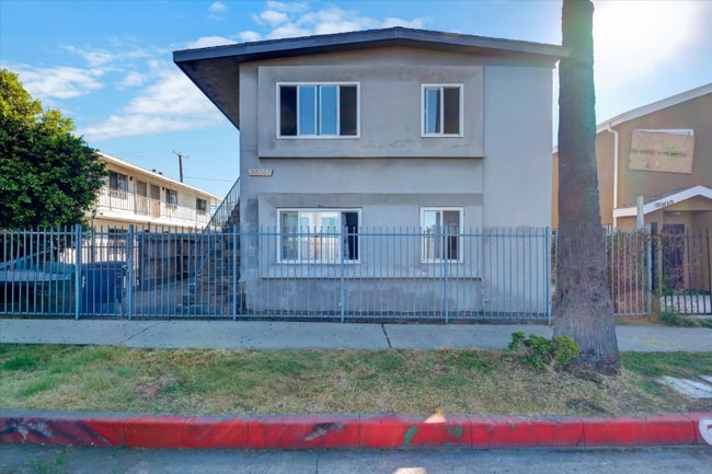 Building Photo - 8508 Avalon Blvd