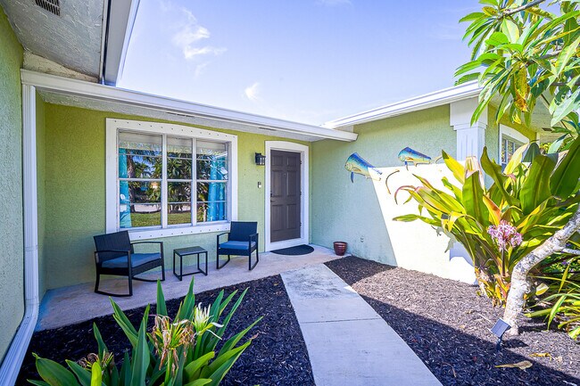 Foto del edificio - 5512 SE Nassau Terrace