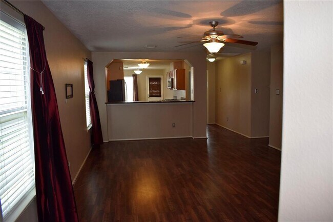 Building Photo - 19102 Prairie Bluff Dr