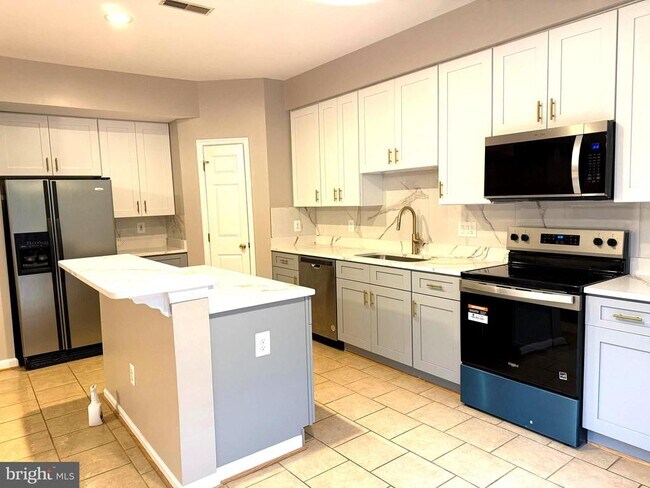 Foto del edificio - 4073 Britwell Pl