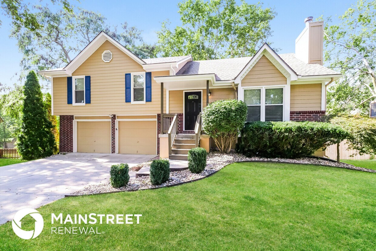 Foto principal - 1321 NE Quail Walk Dr