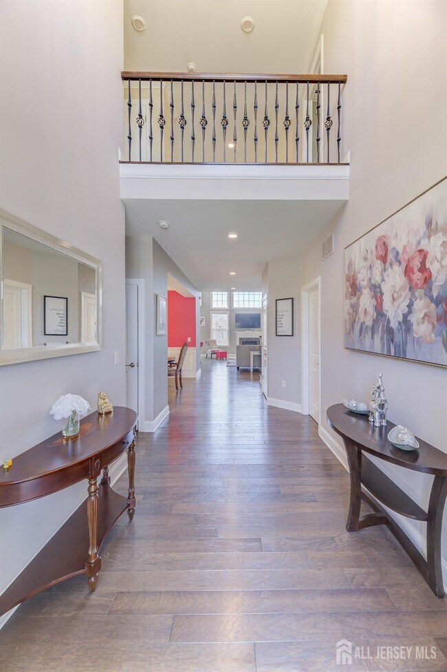 Foto del edificio - 6 Michelangelo Dr