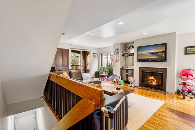 Foto del edificio - 100 N 21st St