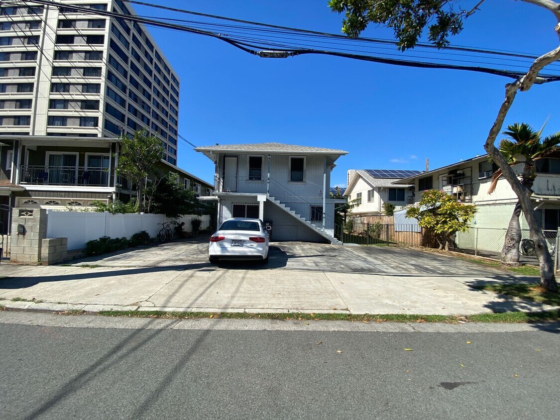 718 Hoawa St, Honolulu, HI 96826 House Rental in Honolulu, HI