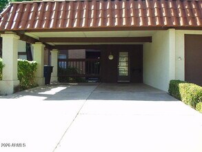 Building Photo - 507 E Colgate Dr