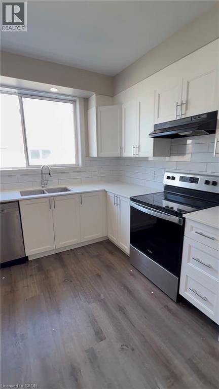 Building Photo - 245 Mohawk Rd E