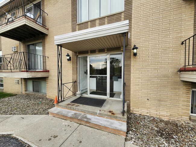 Building Photo - 5378 Lee Rd