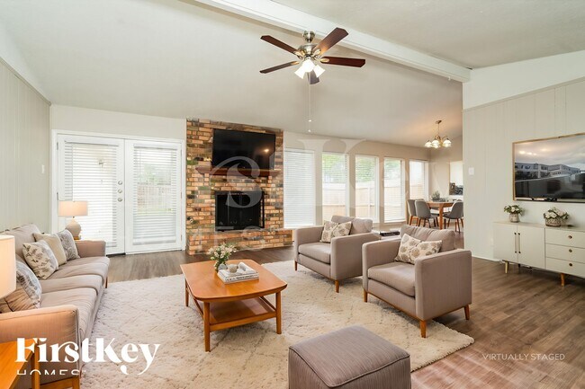 Foto del edificio - 635 Truman Ct