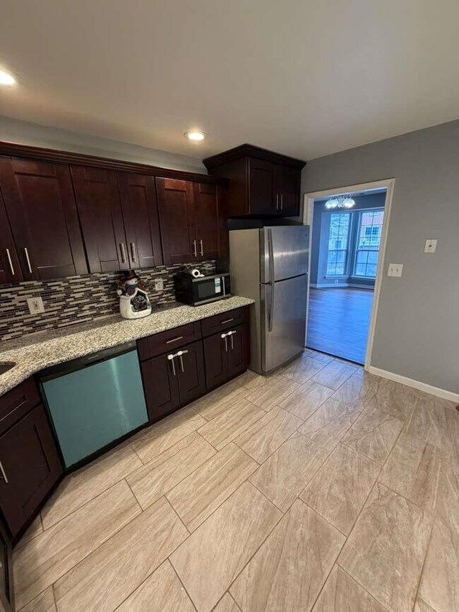 Foto del edificio - 7 Holly St