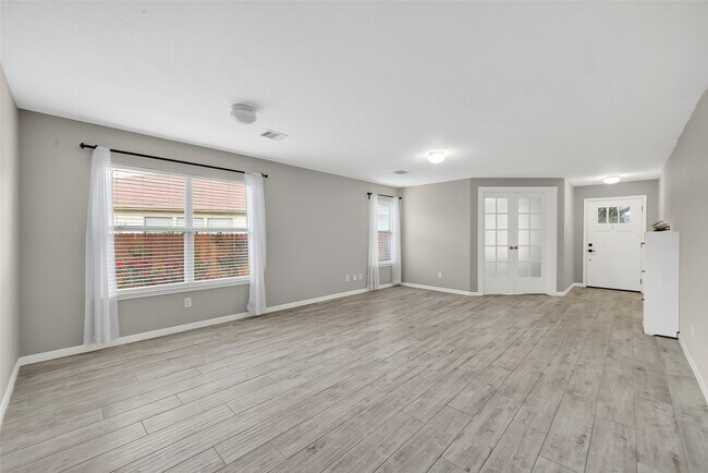 Foto del edificio - 20610 Moonrise River Ln