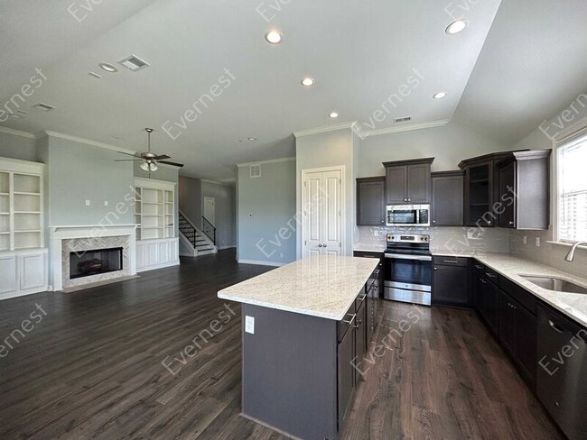 Foto del edificio - 5363 Kensington Creek Dr