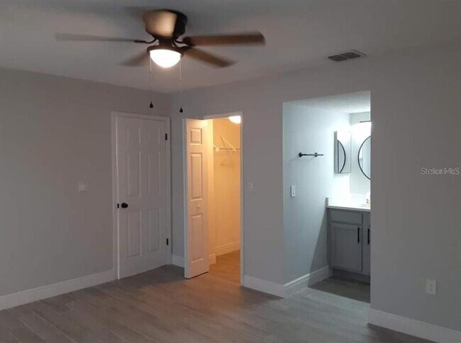 Building Photo - 3123 W Fox Squirrel Dr