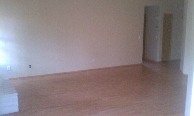 Foto del edificio - Beautifully Remodeled 3-Bedroom Home with ...
