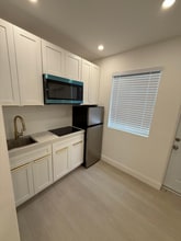 Building Photo - 2175 NE 170th St