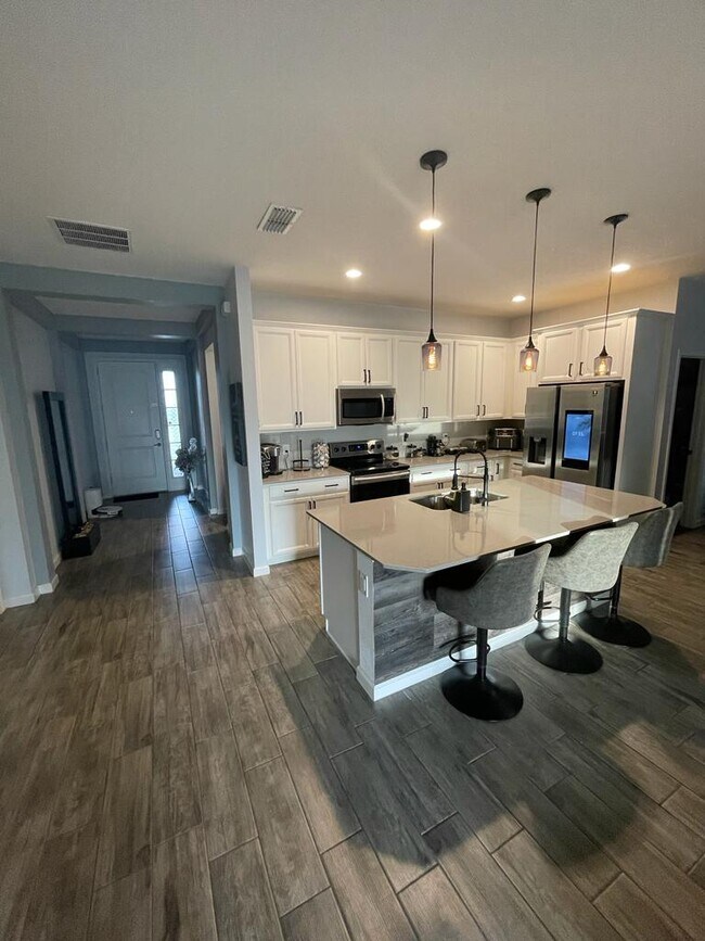 Building Photo - 1061 Hendon Lp