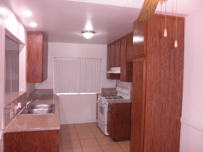 Building Photo - 1250 S Brookhurst St