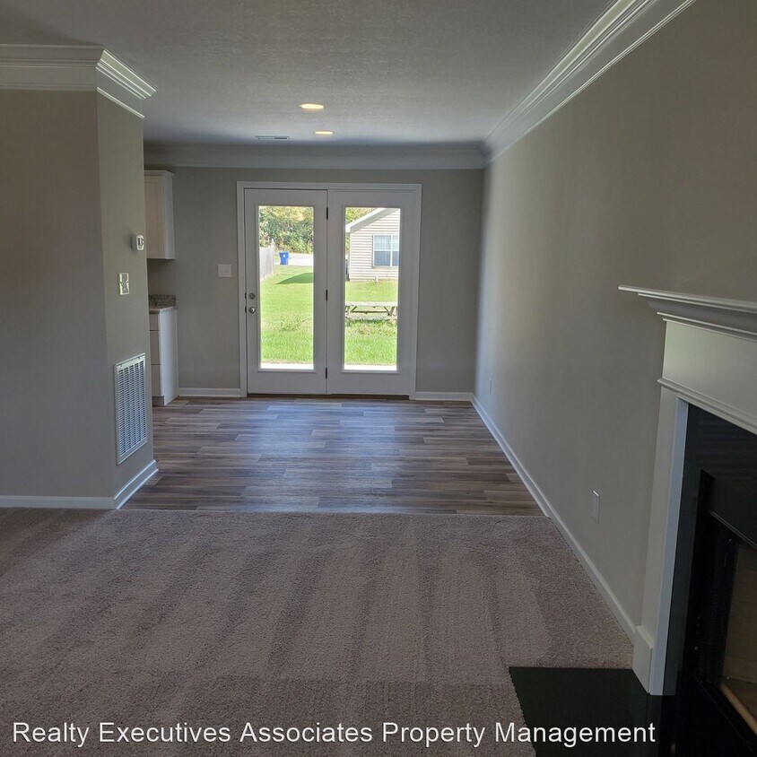Primary Photo - 3 br, 2.5 bath House - 3068 Farmhouse Drive