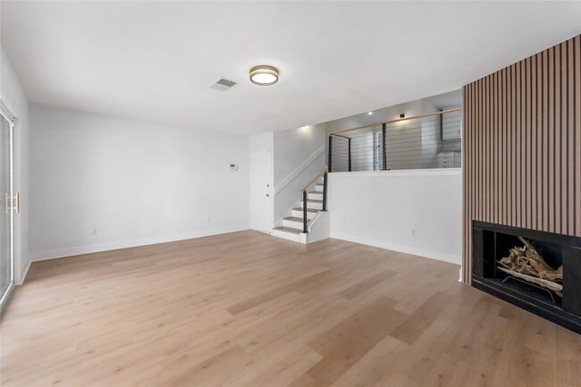 Foto del edificio - 5 Tiki Cir