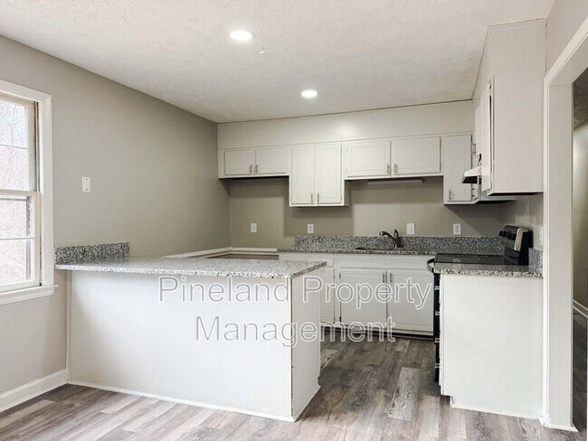 Foto del edificio - 1213 Strickland Bridge Rd