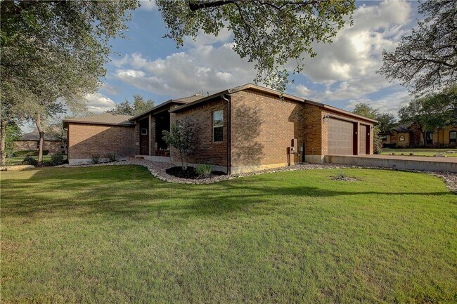Building Photo - 1012 Lucinda Terrace