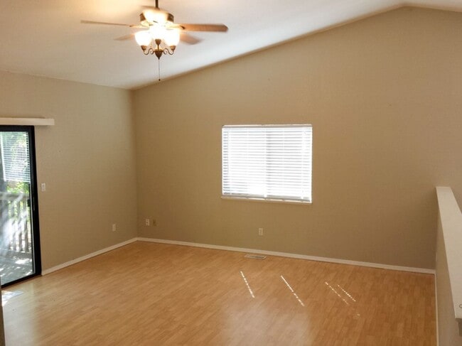 Foto del edificio - 3 Bedroom 2 Bath Mary Lake Home