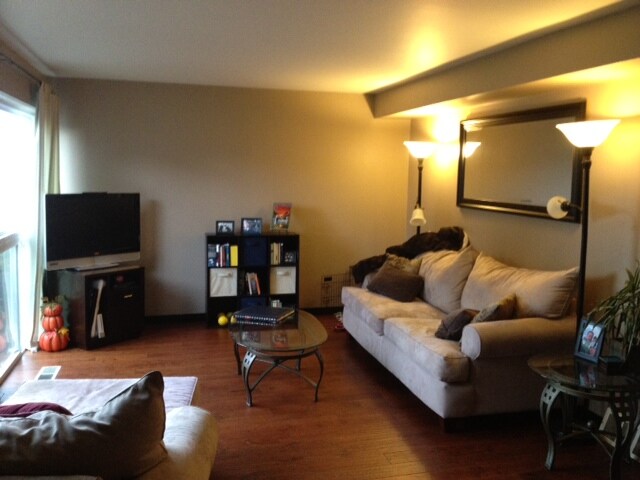 Foto del edificio - 2333 W Plymouth St