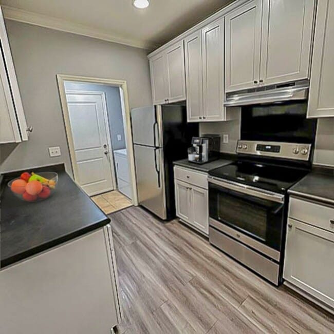 Interior Photo - Audubon Cove Apartment