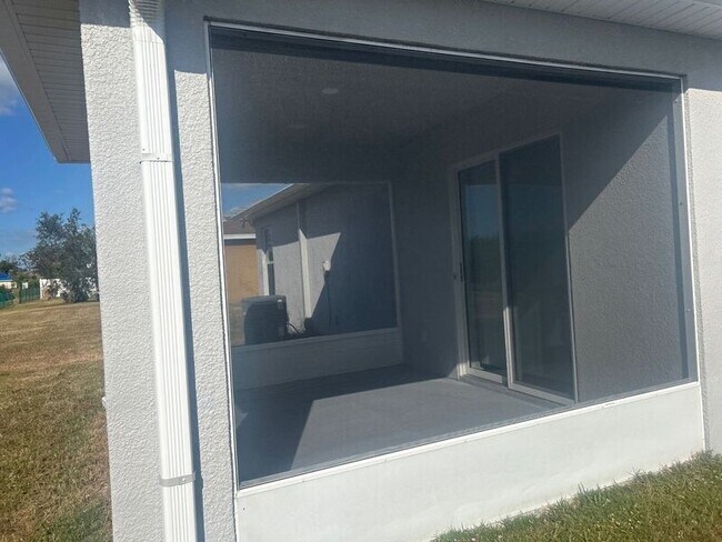 Foto del edificio - 2219 15th Ave E