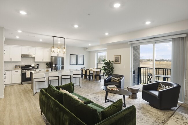 Building Photo - Risor of Blaine