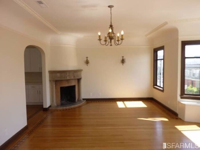 Foto del edificio - 176 Parker Ave
