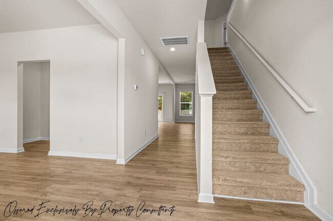 Building Photo - BARR LAKE COTTAGES IN LEXINGTON