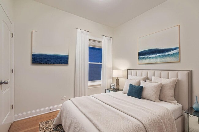 Building Photo - 2700 N Artesian Ave