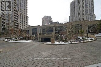 Building Photo - 3880 Duke of York Blvd