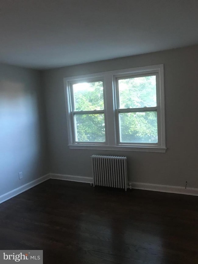Building Photo - 1110 N Kenilworth St