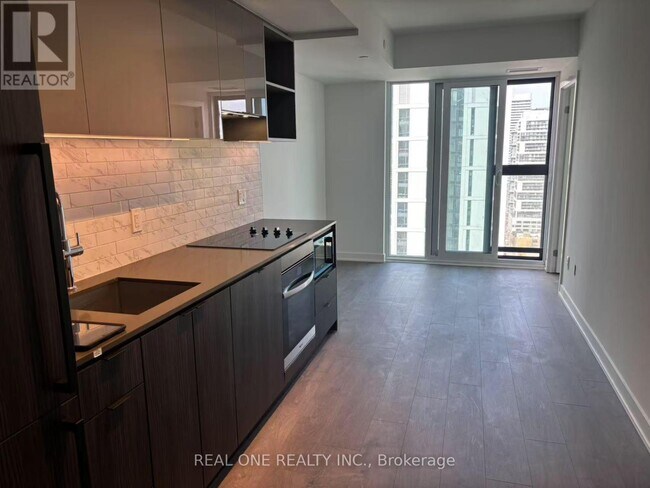 Photo du bâtiment - 252 Church St