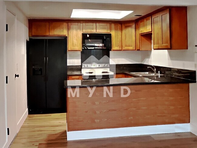 Building Photo - 51 Quasar Cir