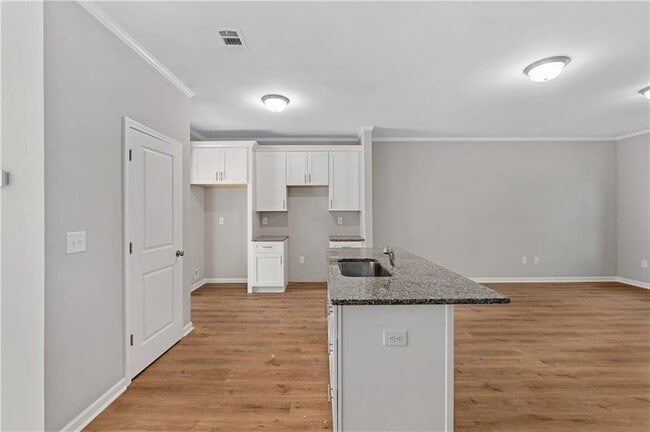 Building Photo - 2840 Laurel Ridge Cir