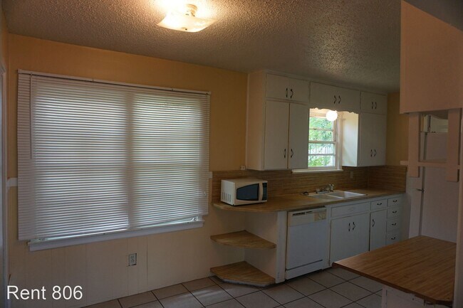 Building Photo - 2 br, 1 bath House - 2513 43rd