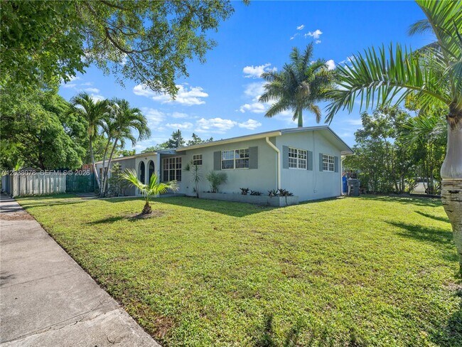 Foto del edificio - 7591 Pierce St
