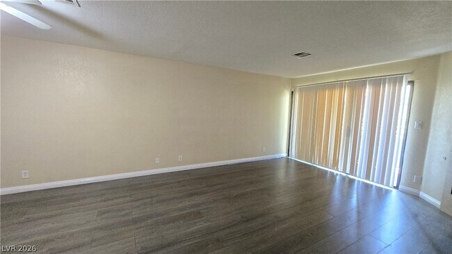 Foto del edificio - 5002 S Rainbow Blvd