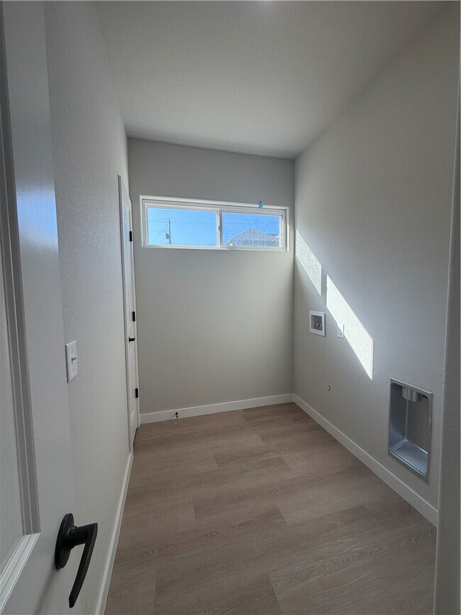 Building Photo - 54 Rountree Dr