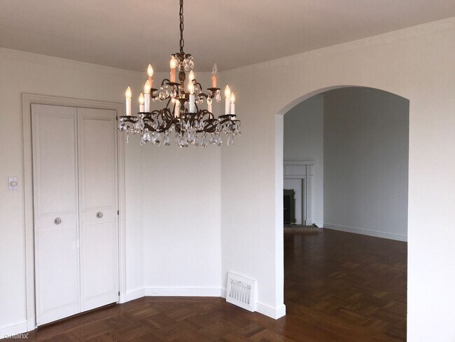 Foto del edificio - 4 br, 3 bath House - 1345 Ortega Street